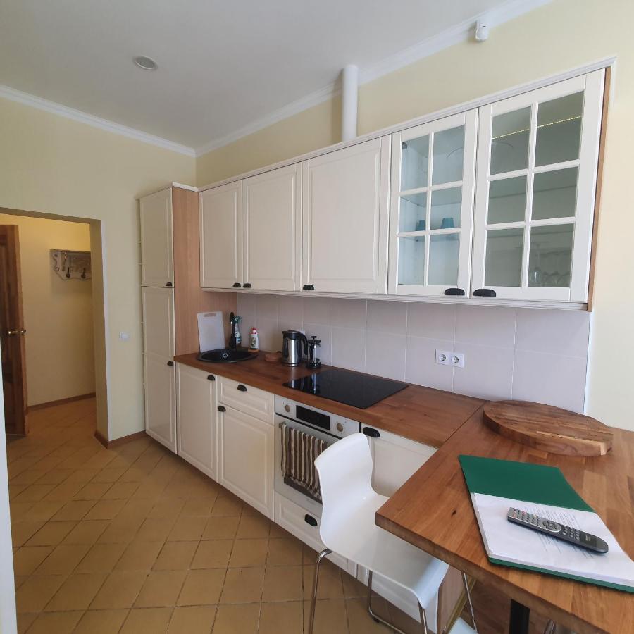 Hot Riga Ernestines Iela 7-1 Enjoy The Feel Of Home And History! Экстерьер фото