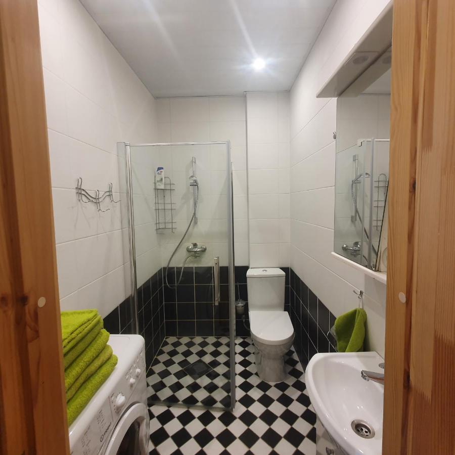 Hot Riga Ernestines Iela 7-1 Enjoy The Feel Of Home And History! Экстерьер фото